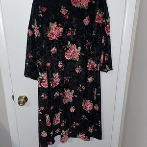 Lularoe velvet Shirley